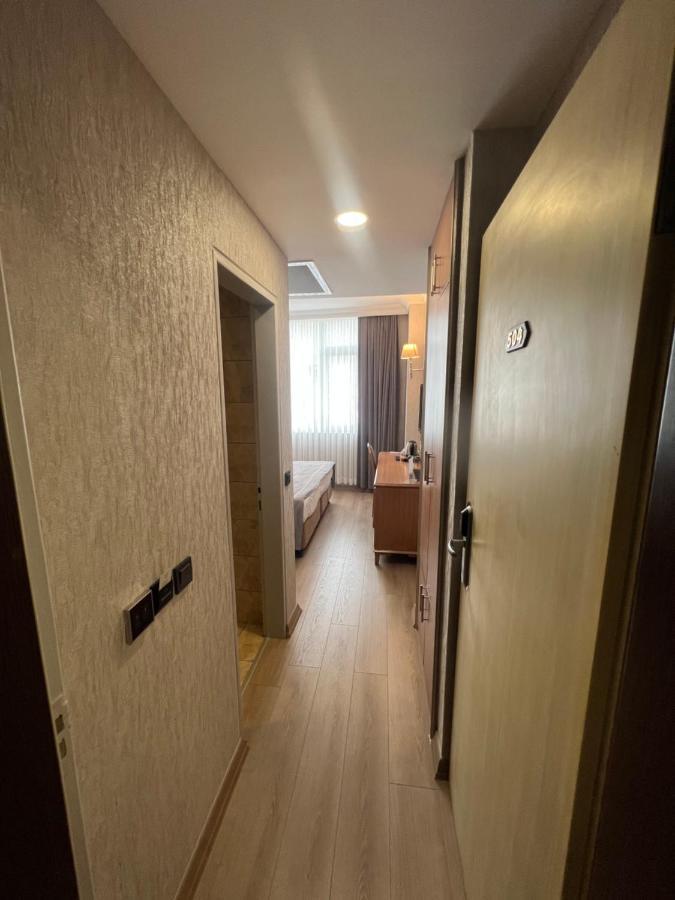 Fuar Otel 3*